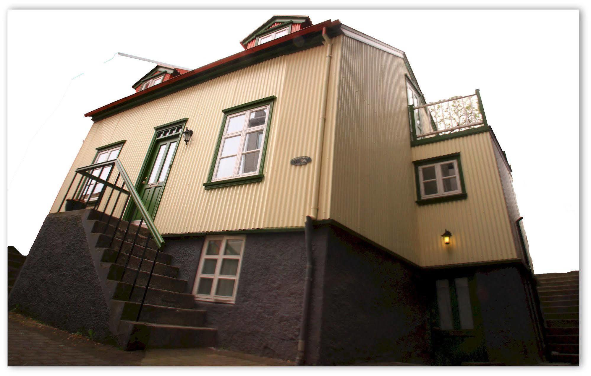 Grettir Guesthouse Reikiavik Exterior foto